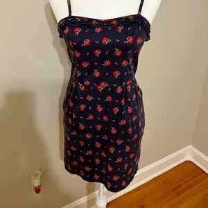 Dainty rose flowers dress! 🌹🌹🌹